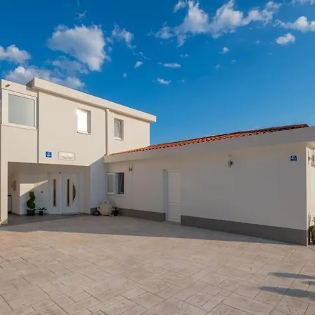 Villa Mira Mel Mit Privaten Pool - Exklusiv Makarska