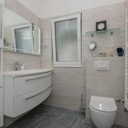 Mira Mel Mit Privaten Pool - Exklusiv