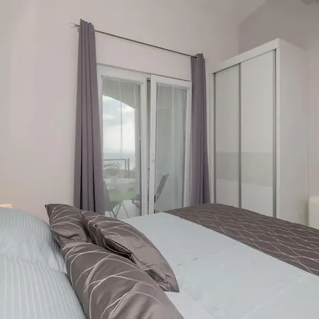 Mira Mel Mit Privaten Pool - Exklusiv Villa