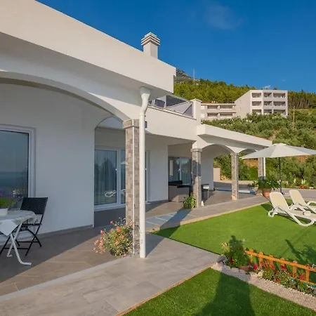 Mira Mel Mit Privaten Pool - Exklusiv Makarska