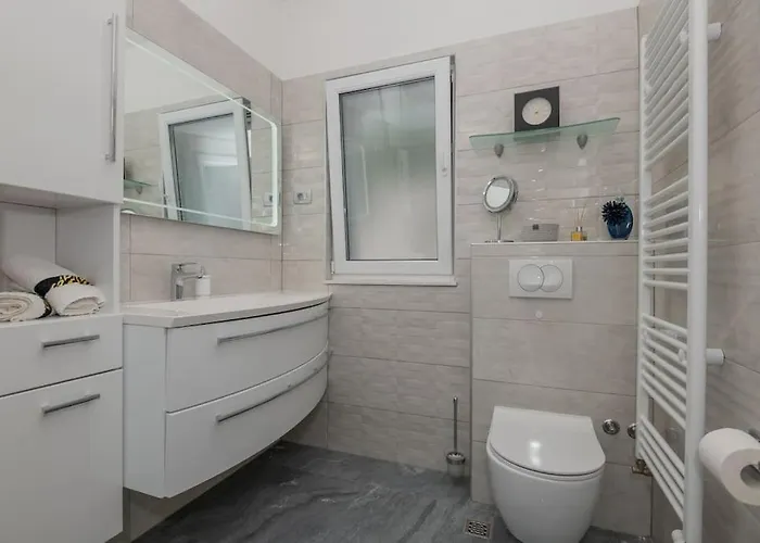 Mira Mel Mit Privaten Pool - Exklusiv